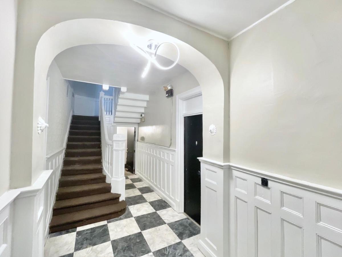شقة بيتسبرغ  في The Warhola Bloomfield By Luxe Pgh المظهر الخارجي الصورة