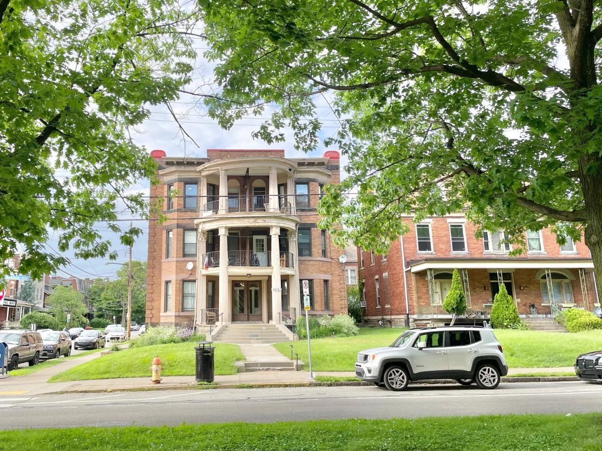 شقة بيتسبرغ  في The Warhola Bloomfield By Luxe Pgh المظهر الخارجي الصورة
